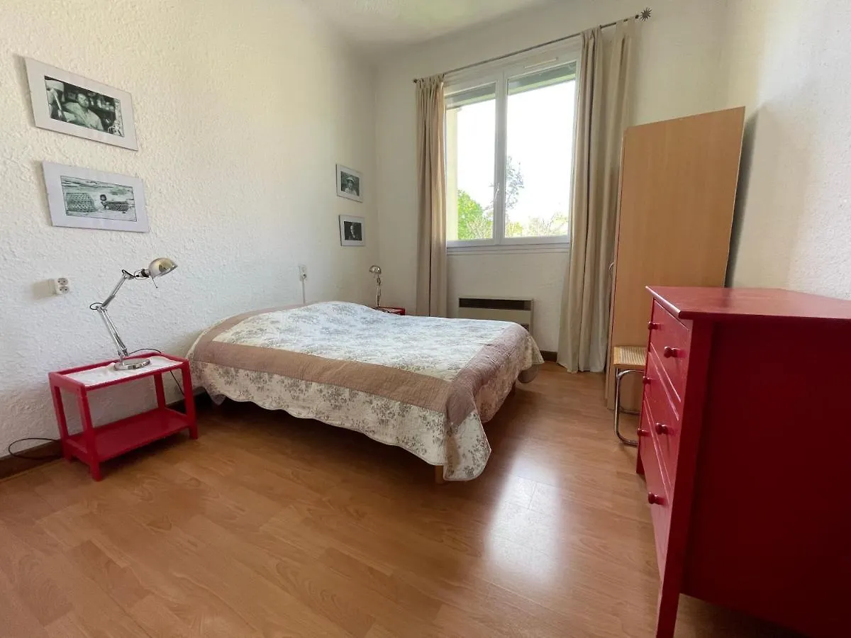 La Residence - N° 05 - T2 Classe ** Greoux-les-Bains 0*,  France
