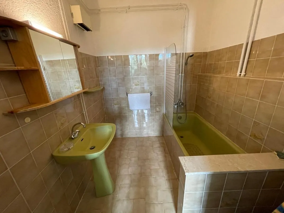 La Residence - N° 05 - T2 Classe ** Greoux-les-Bains 0*,